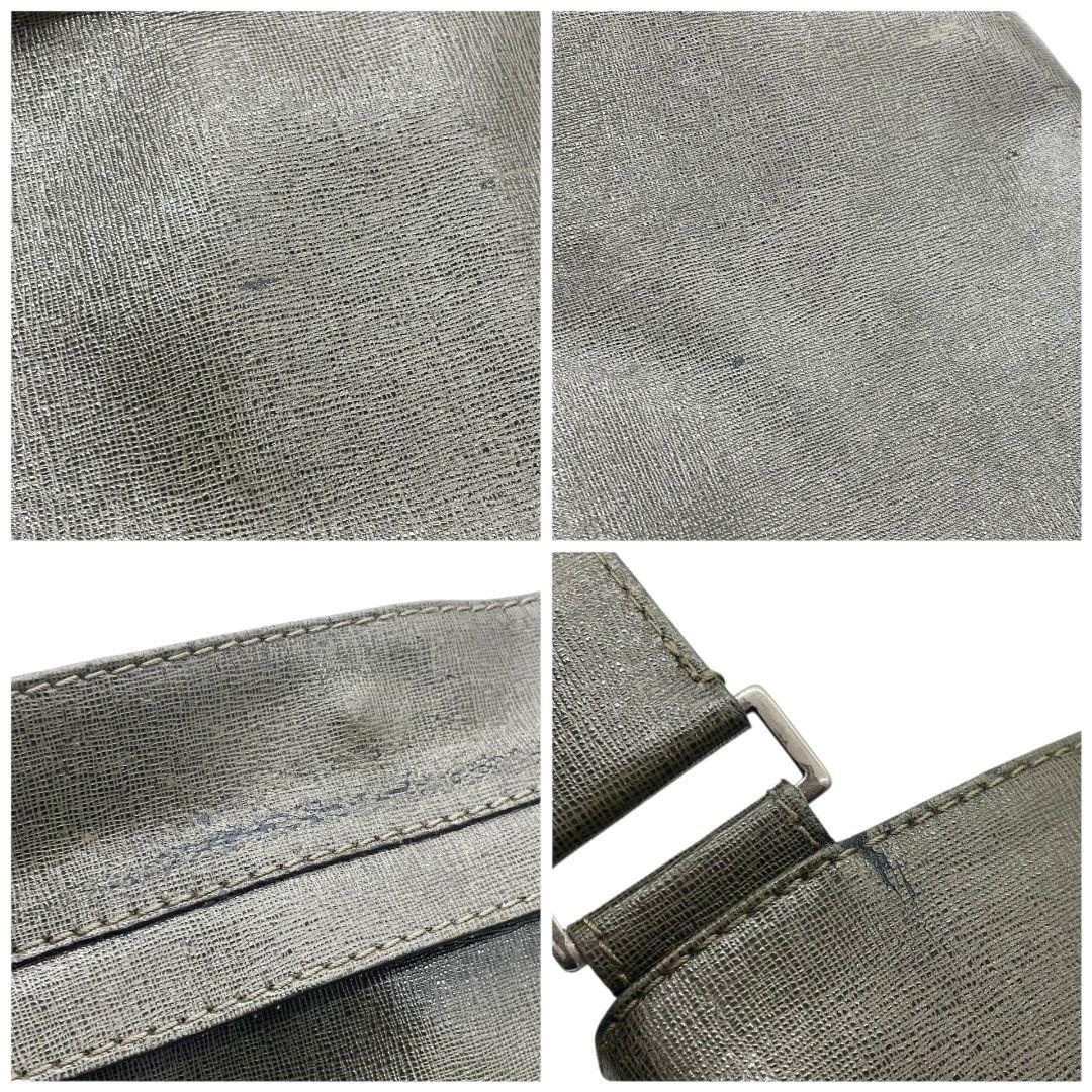 フルラ ショルダーバッグ 緑 グリーン ウォモ レザー 本革 斜め掛け可 ロゴプレート シルバー金具 ロゴタグ s77 FURLA UOMO メンズ オシャレ 鑑定済 本物保証