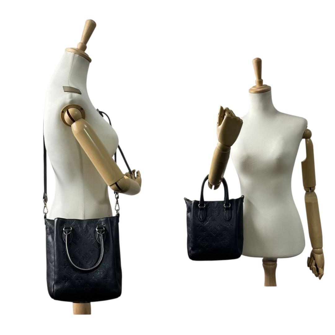 ラシット　ハンドバッグ　黒　モノグラム　型押し　2way　斜め掛け可　s94　トートバッグ　ショルダーバッグ　本革　ブラック　シルバー金具　russet