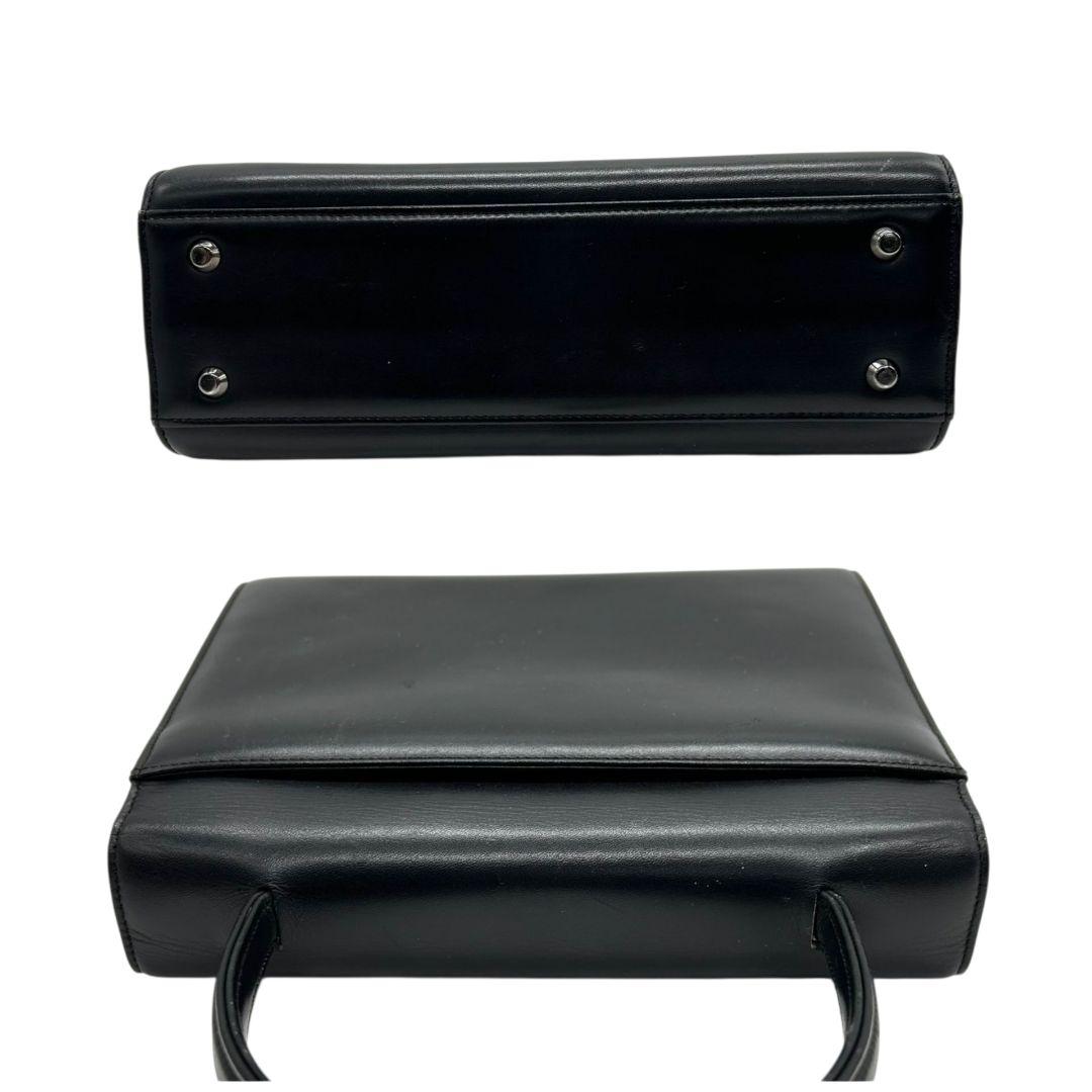 ジバンシィ GIVENCHY ハンドバッグ トートバッグ 黒 ブラック レザー 本革 4Gロゴ フラップ ロゴプレート 自立可 シルバー金具 レディース