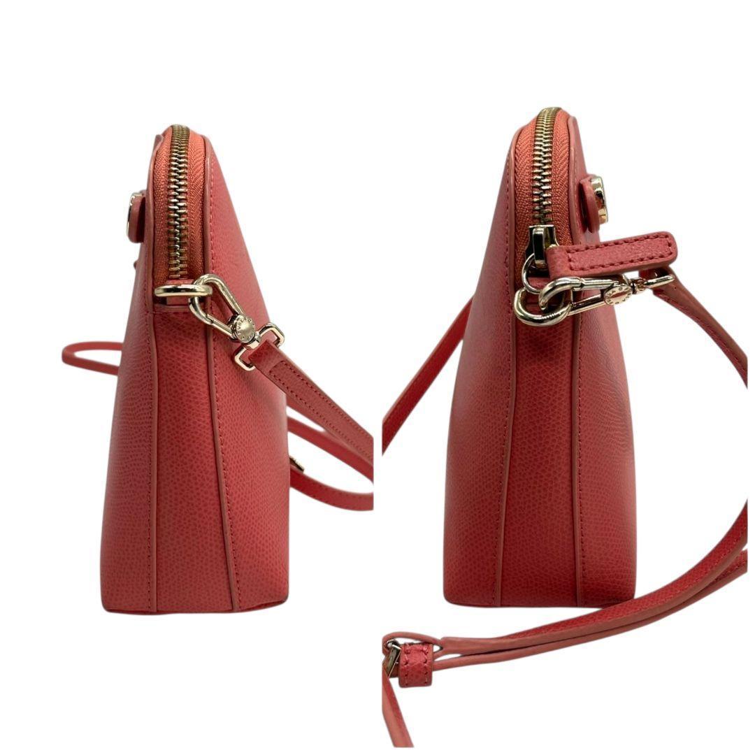 フルラ FURLA ショルダーバッグ 斜め掛け可 レッド コーラル レザー 本革 ロゴプレート ゴールド金具 s74 レディース