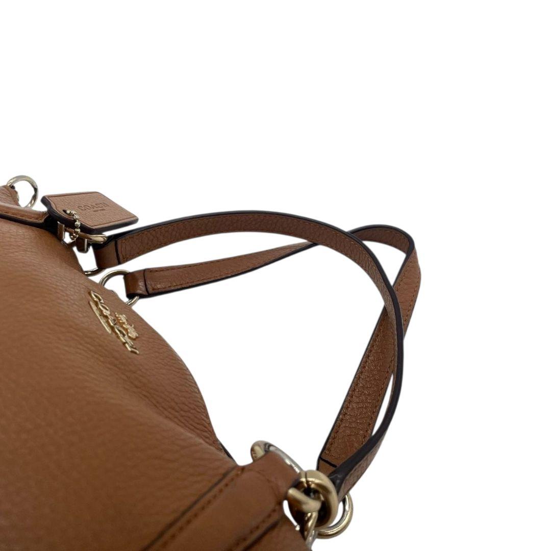 コーチ ハンドバッグ 茶 2way チェーン 斜め掛け可 レザー ロゴ s9 本革 ショルダーバッグ トートバッグ ブラウン ゴールド金具 ロゴタグ F28993