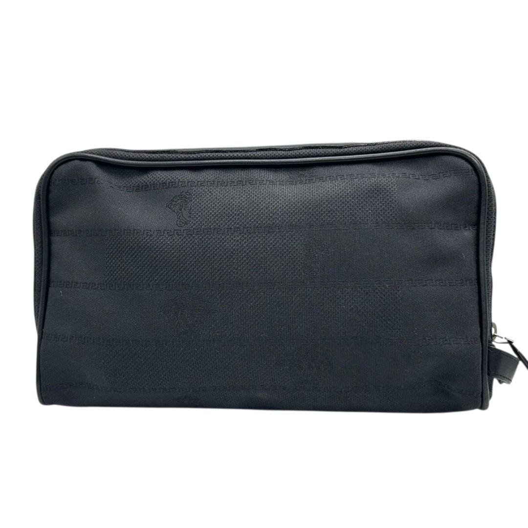 GIANNI VERSACE ジャンニヴェルサーチ セカンドバッグ クラッチ 黒 ブラック メデューサ 総柄 ナイロン ロゴ 自立可 シルバー金具 ブランドロゴ U9