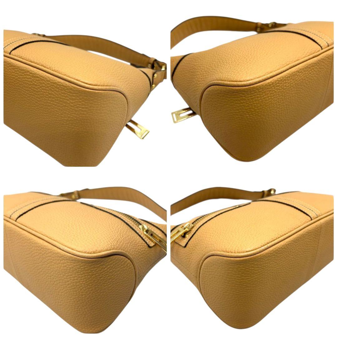 アクセソワ ハンドバッグ 茶 ワンショルダー レザー 本革 トートバッグ 自立可 肩掛け可 肩かけ可 ブラウン ゴールド金具 ADMJ s43 上品 高級感