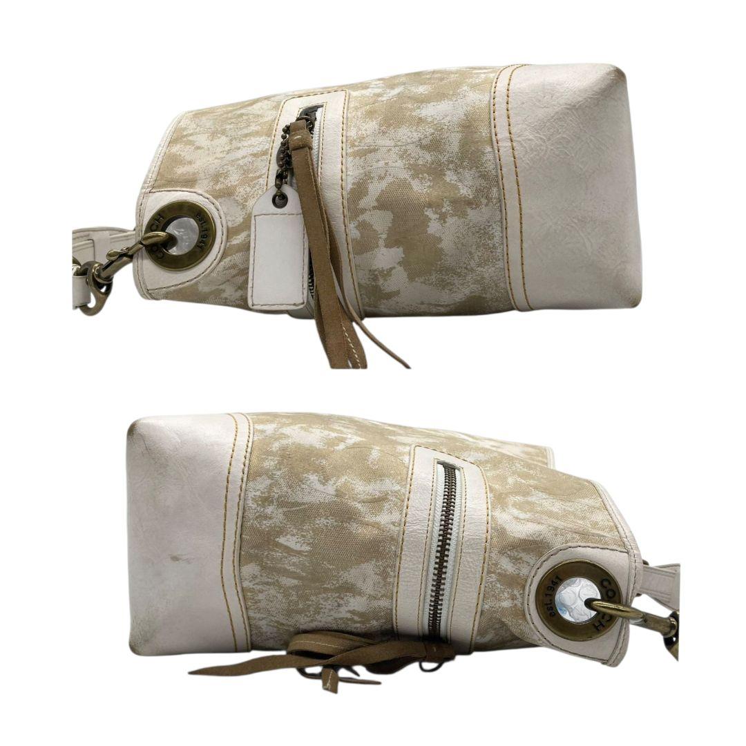 コーチ ハンドバッグ ベージュ シグネチャー ワンショルダー ホーボー s15 トートバッグ 肩掛け可 キャンバス レザー 本革 ゴールド金具 チャーム付き ロゴタグ 10010