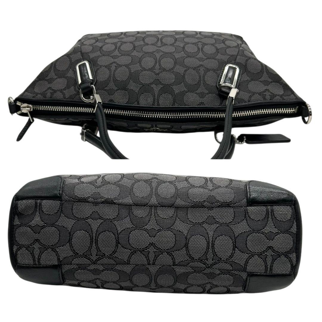 美品 コーチ ハンドバッグ 黒 ブラック シグネチャー 2way キャンバス レザー ショルダーバッグ トートバッグ 斜め掛け可 シルバー金具 ロゴタグ COACH 33737 T5