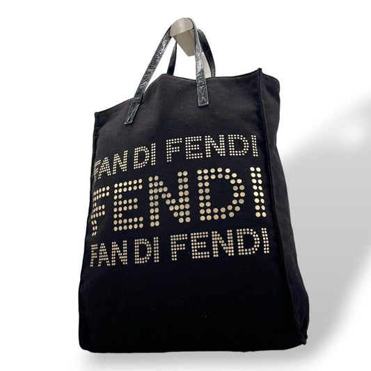 フェンディ FENDI トートバッグ デカロゴ スタッズ ワンショルダー ブラック 黒 キャンバス レザー A4収納可 肩掛け可 ハンドバッグ 本革 ヴィンテージ T1