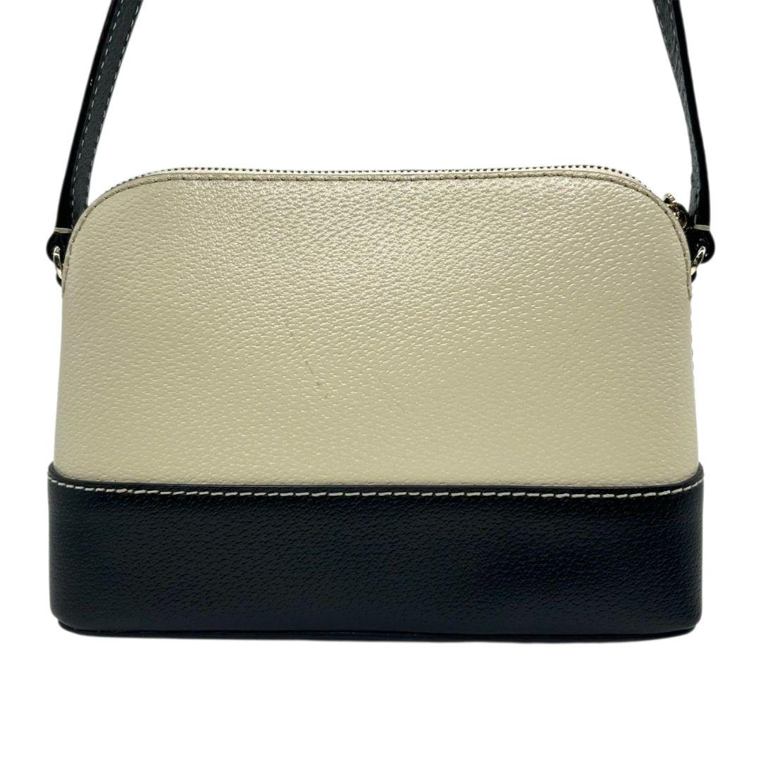 ケイトスペード ショルダーバッグ 黒 白 バイカラー ドーム型 斜め掛け可 自立可 PVC ロゴプレート シルバー金具 ブラック ホワイト kate spade 上品 おしゃれ 通勤 通学