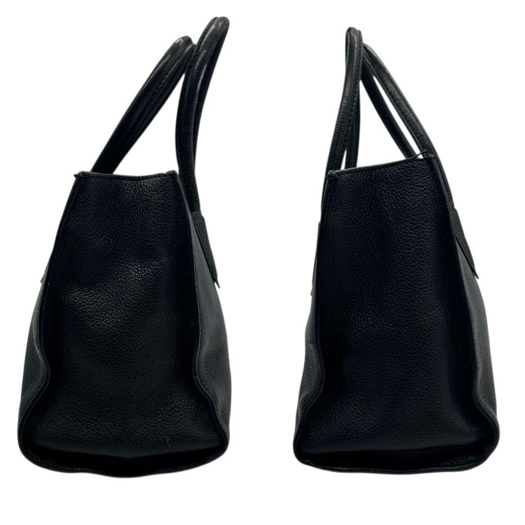 フルラ FURLA ハンドバッグ 黒 ブラック ロゴ 2way A4収納 自立可 レザー 本革 トートバッグ ショルダーバッグ 斜め掛け可 ゴールド金具 s62 レディース